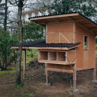 Pestana Chicken Coop by Ricardo Leal