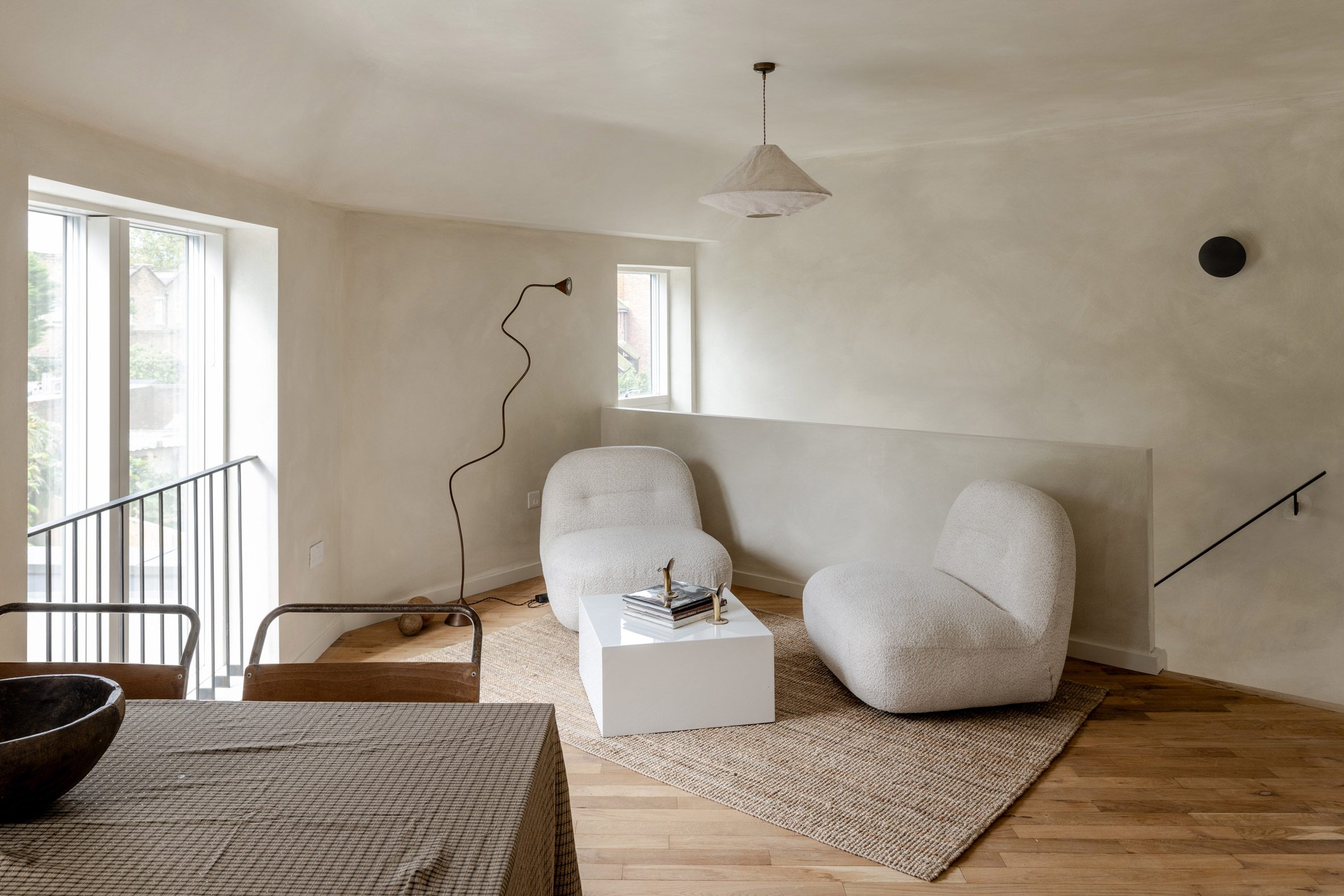 Radnor Road infill house by Wright Office