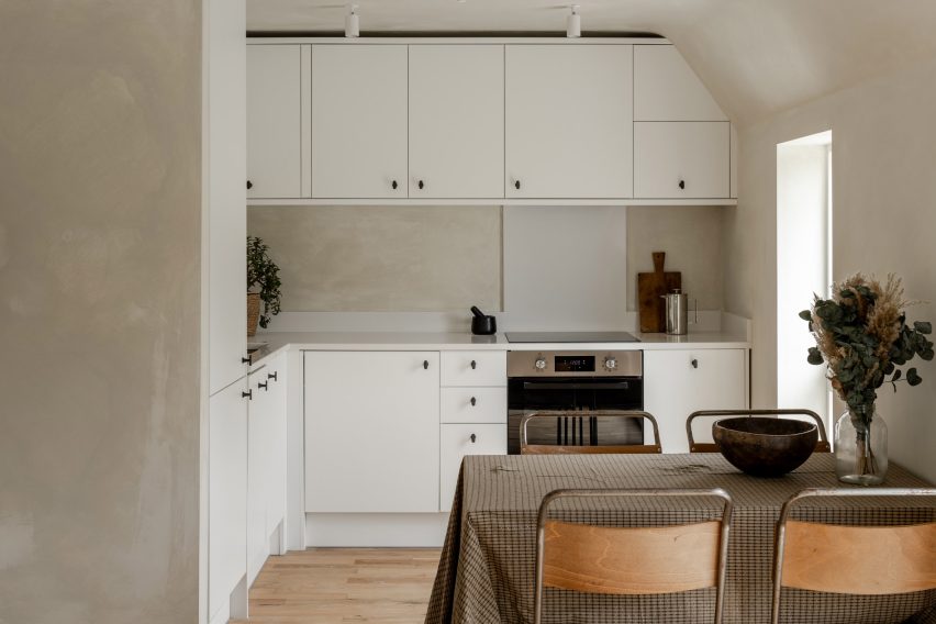 Radnor Road infill house by Wright Office