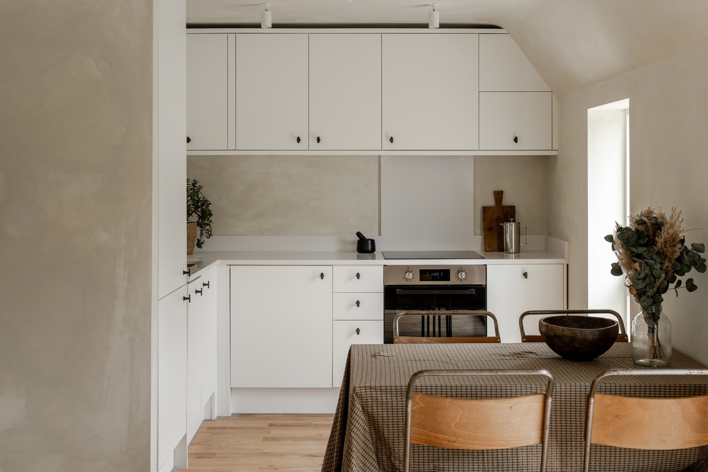 Radnor Road infill house by Wright Office