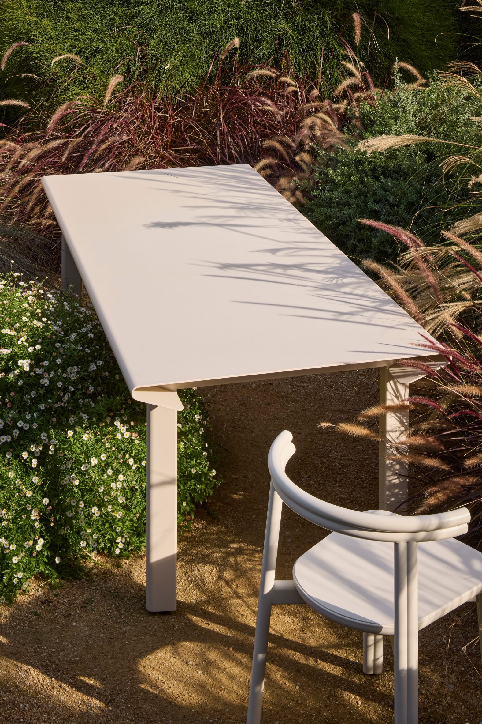Mesa velero de Tom Fereday para Design By Them