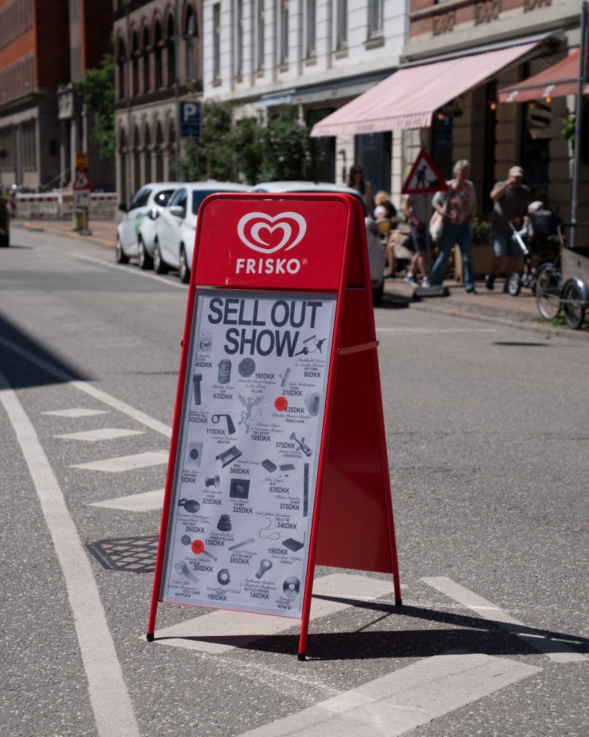 Sell Out Show vending machine at 3 Days of Design