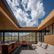 House with retractable roof