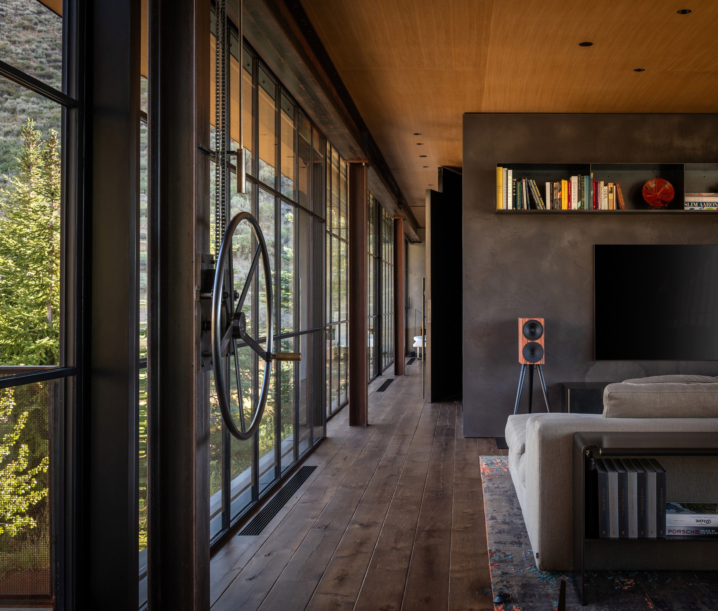 Olson Kundig house in Idaho