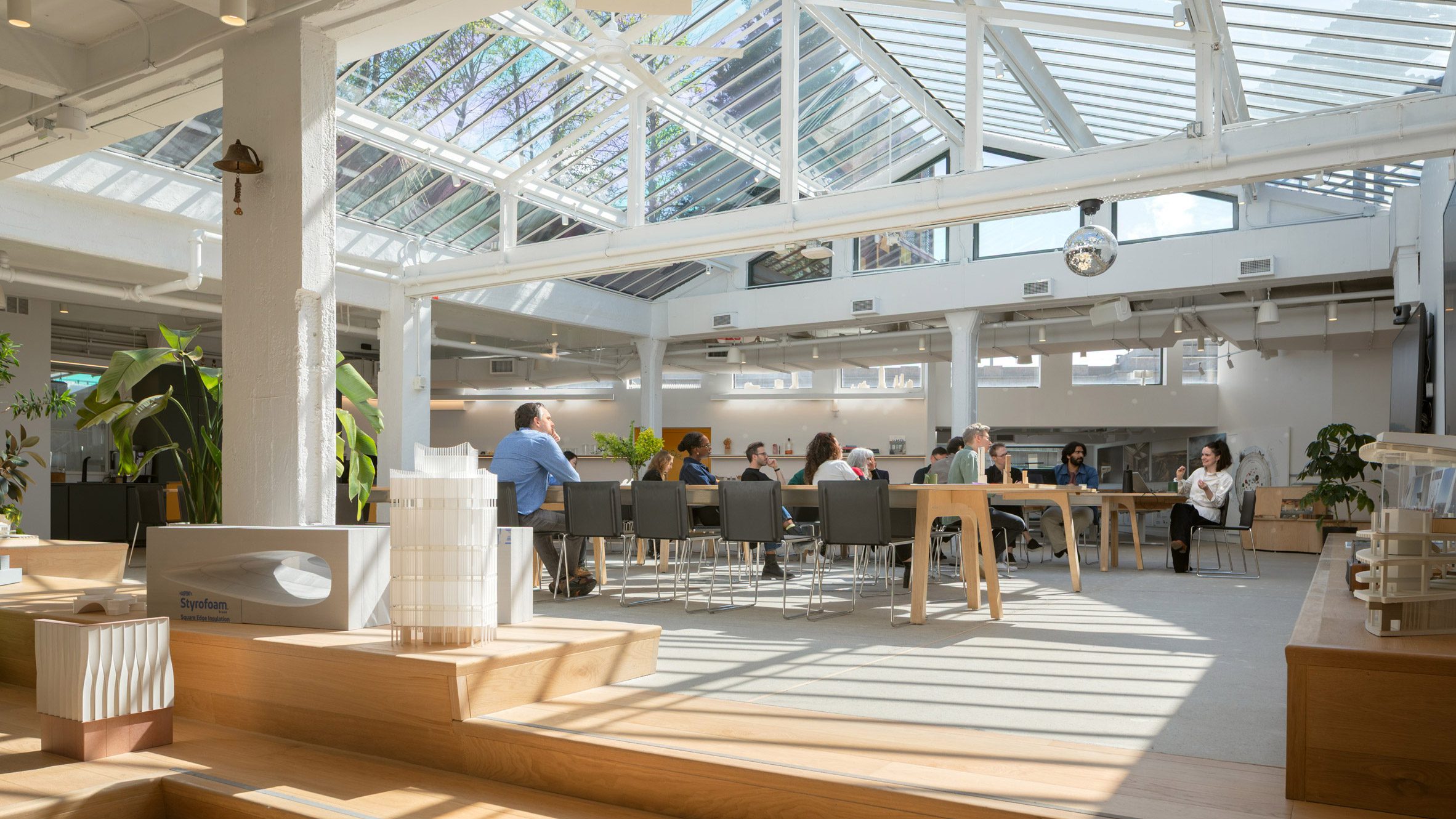 https://static.dezeen.com/uploads/2026/06/snohetta-new-york-brooklyn-dumbo-office_dezeen_2364_hero.jpg