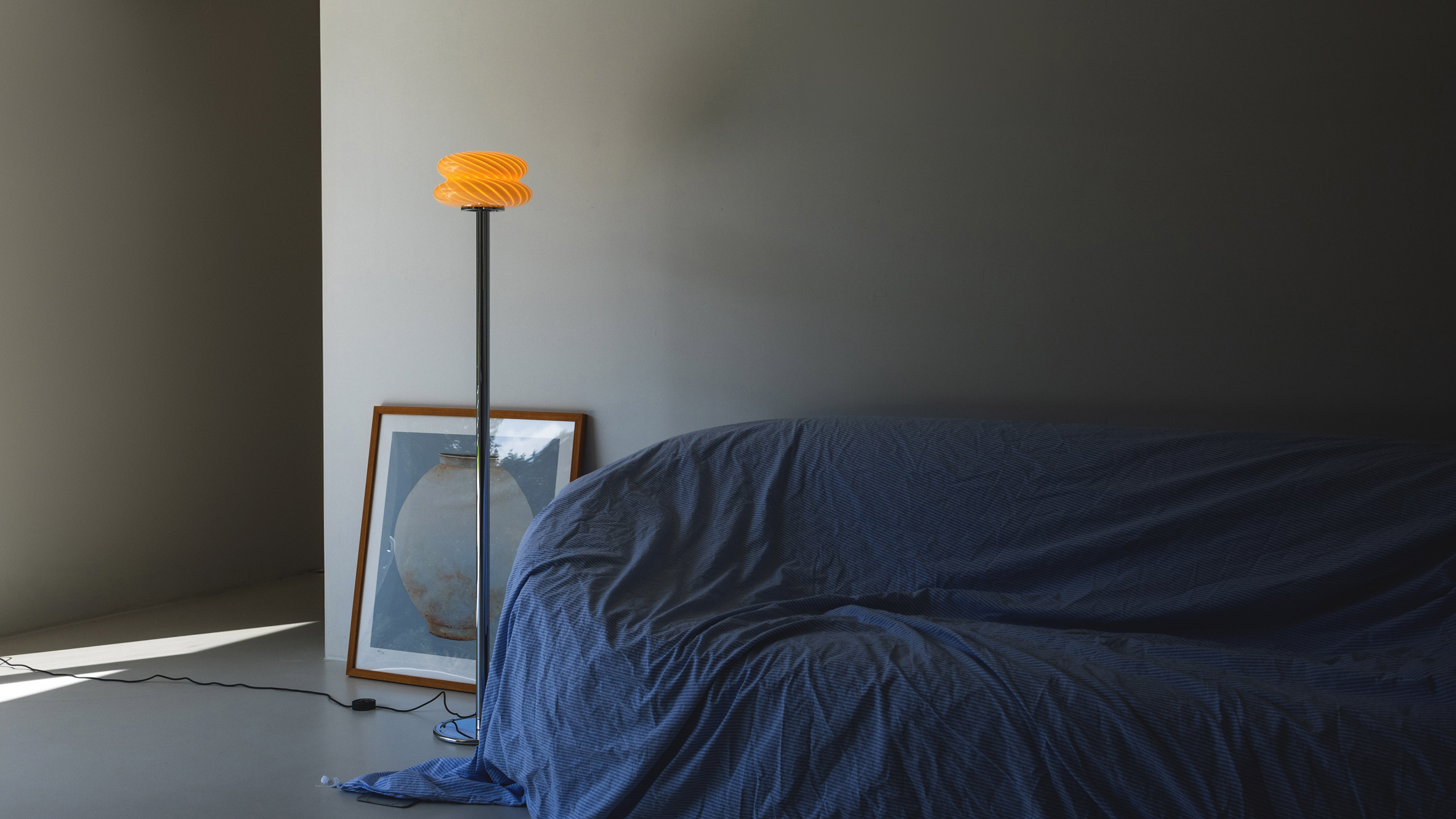 https://static.dezeen.com/uploads/2026/06/snowman22-lighting-ilkw-design_dezeen_2364_col_0-1.jpg