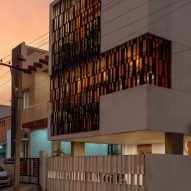 Splitscape Residence by SpaceDNA steel facade