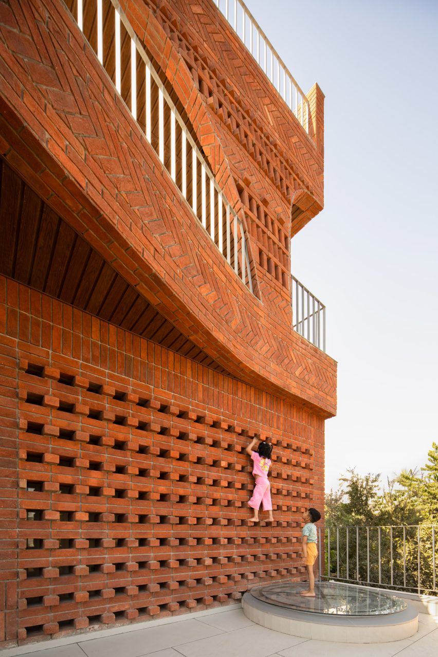 The Anthill by Kaushal Tatiya Architects