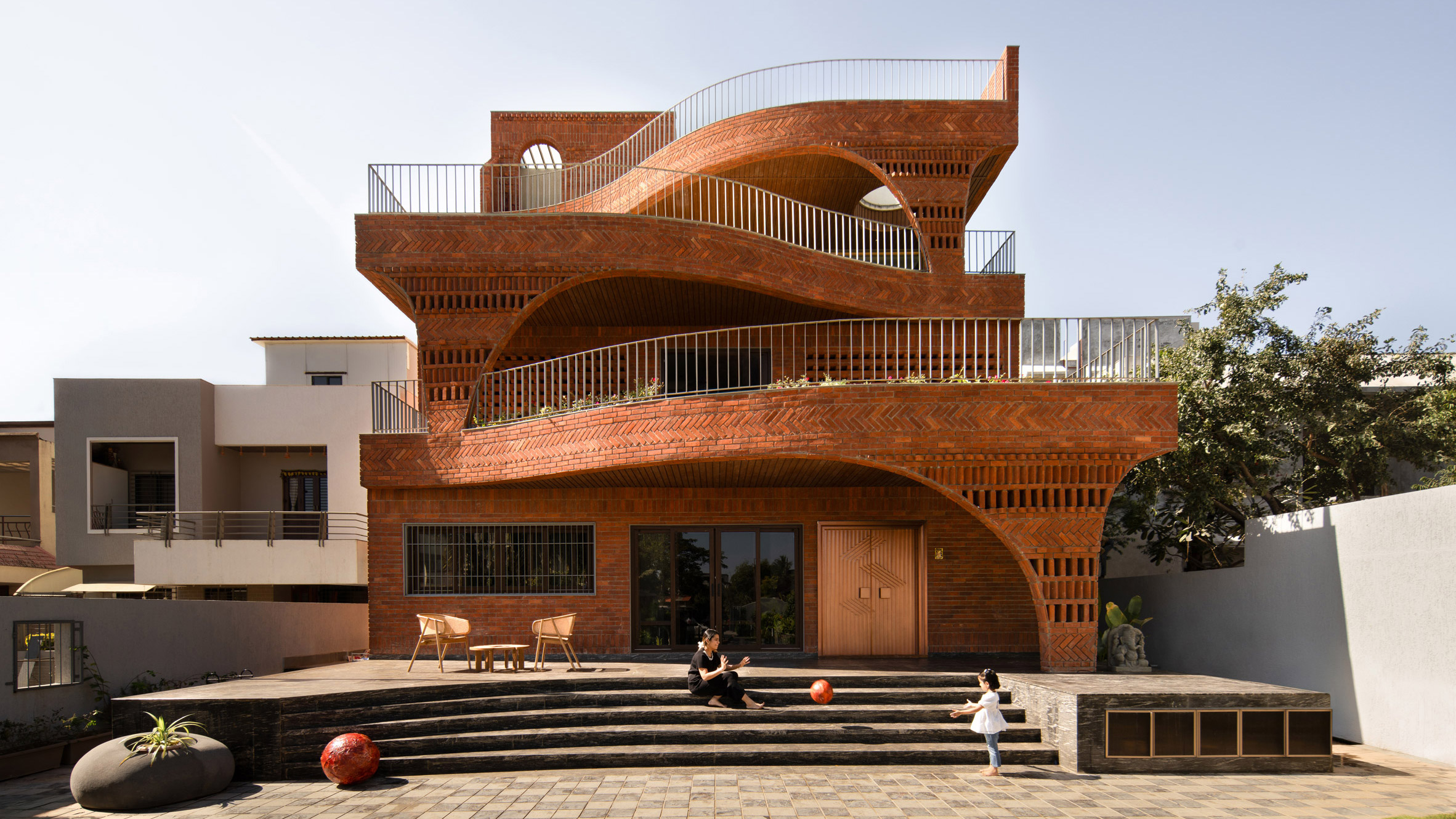 https://static.dezeen.com/uploads/2026/06/the-anthill-kaushal-tatiya-architects-architecture-residential-houses_dezeen_2364_hero.jpg