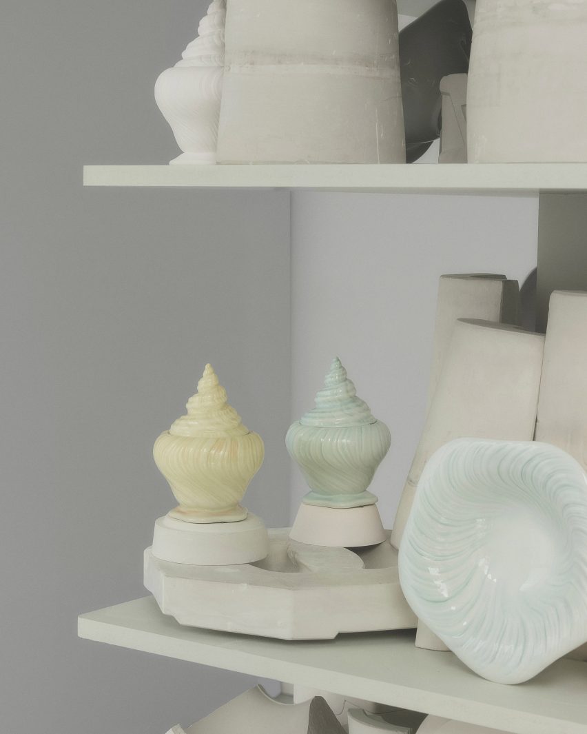 Triton crockery