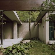 Forest Villa MB by Tom Kneepkens