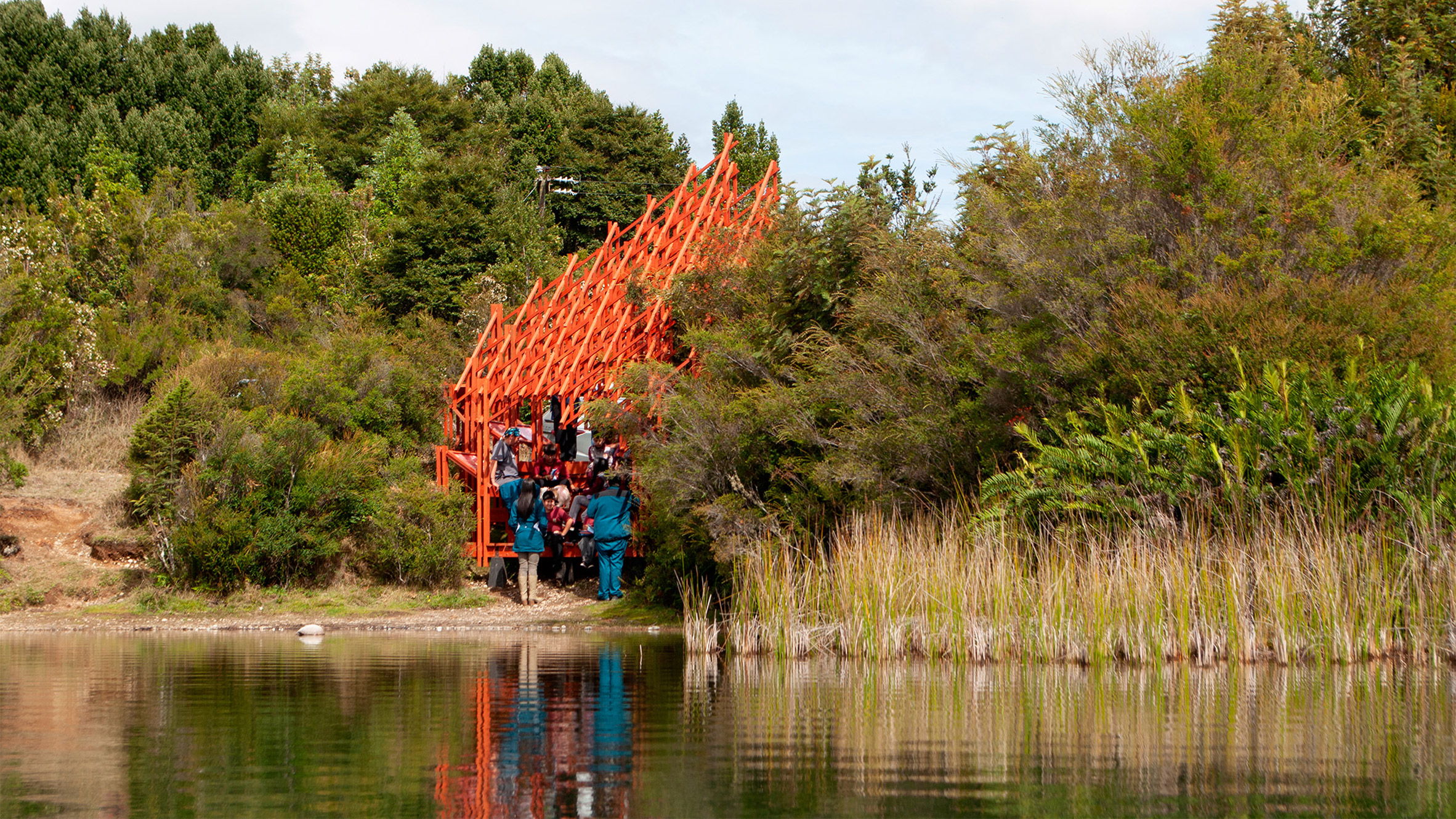 https://static.dezeen.com/uploads/2026/06/troya-pavilion-dum-dum-lab-chile_dezeen_2364_hero_3.jpg
