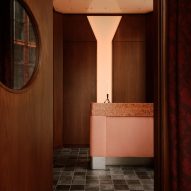 Uchi DC by Islyn Studio
