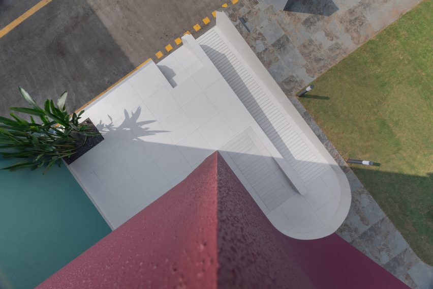 The accessible ramp to port in Villa Corsica
