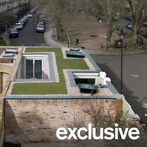Garden walls conceal compact London house by Inglis Badrashi Loddo