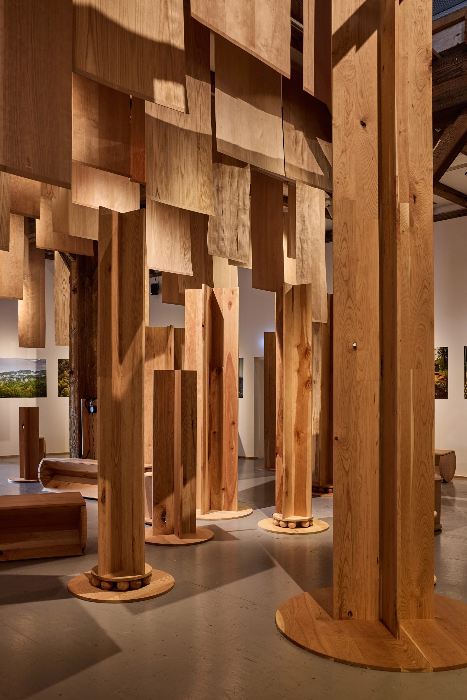 Instalado por AHEC, Mitre & Mondays y Benchmark on Material Matters