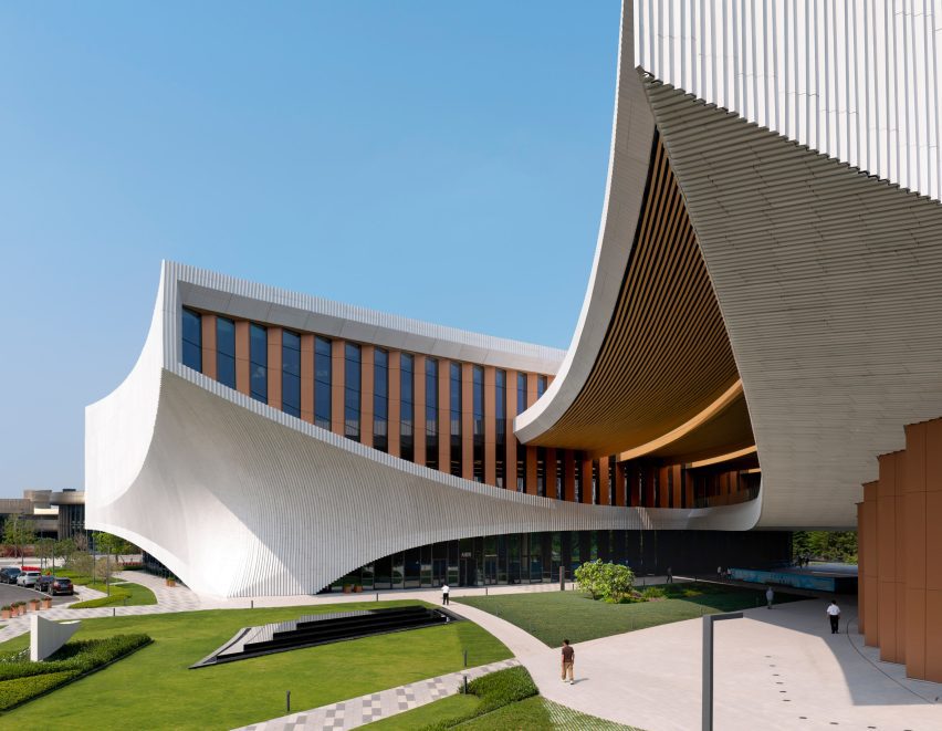 Sweeping exterior of venue by ZHA