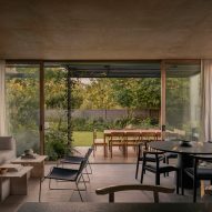 Casa JR by Gonzalo Bardach