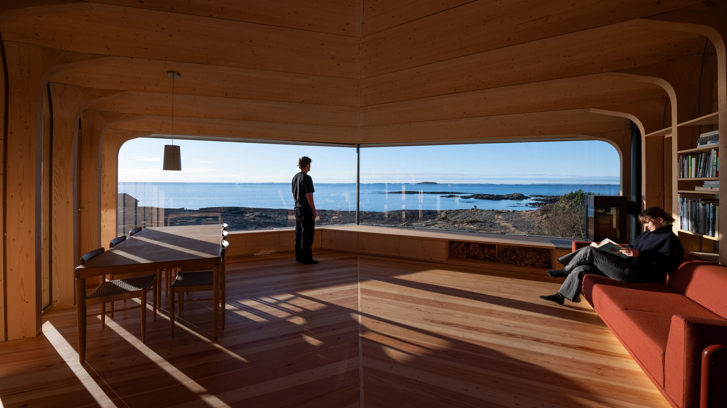 https://static.dezeen.com/uploads/2026/07/cabin-sande-helen-hard-architects-norway-timber-hero_dezeen_2364_col_3.jpg