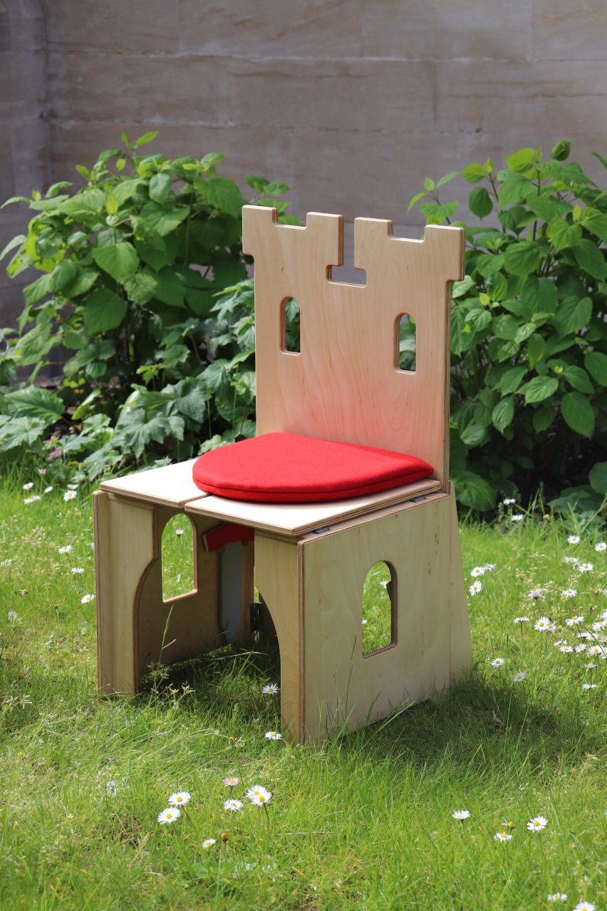 Casul chair by James Murphy