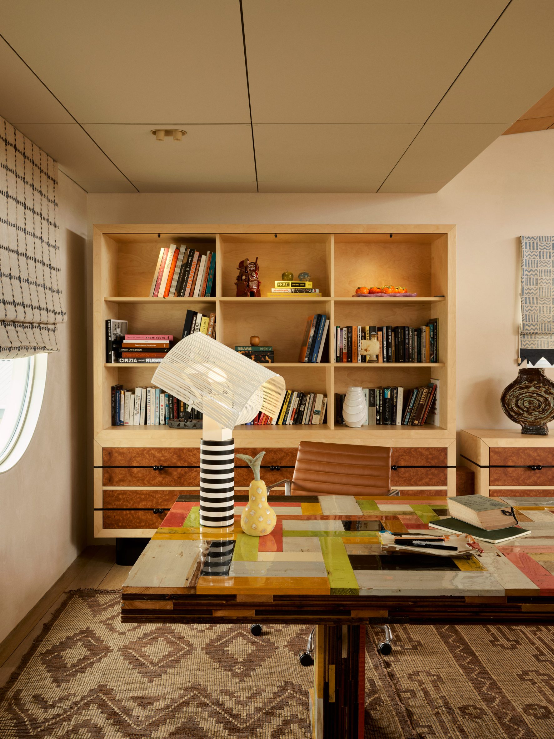 Cinderella House by YSG Studio private office view