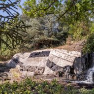 Crystal Palace dinosaur island