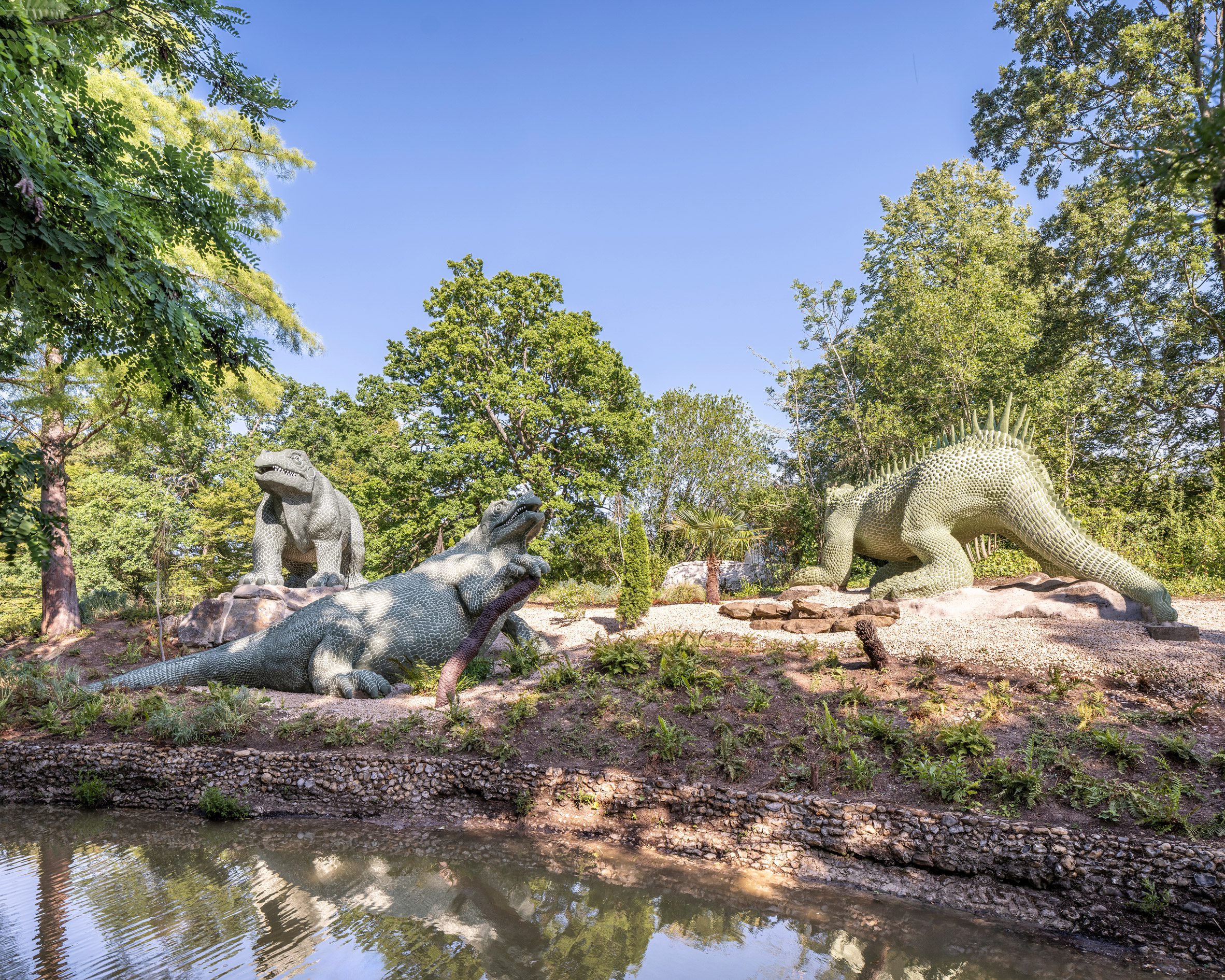 Renovación de dinosaurios de Crystal Palace