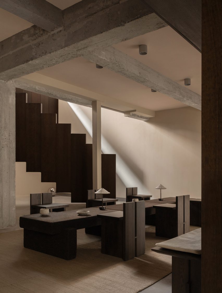 Wooden staircase with zigzag shape