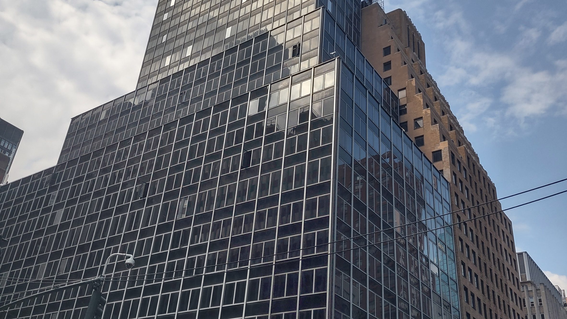 https://static.dezeen.com/uploads/2026/07/e-235-street-new-york-building-hero.jpg