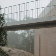 18-metre brige of EA House by Bokey Grant