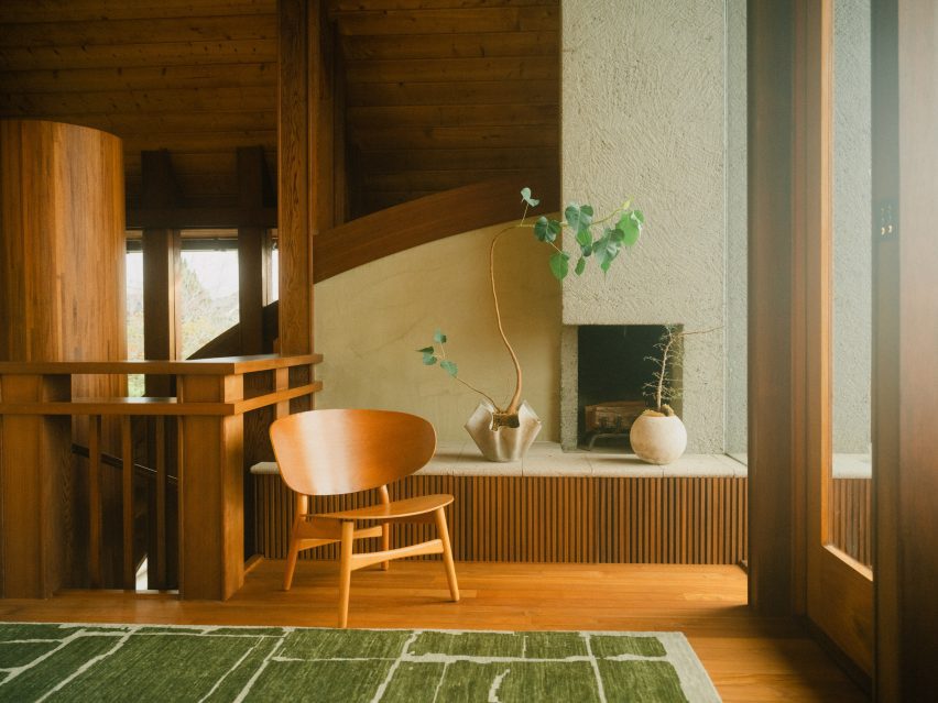 Chair and vases on a landing