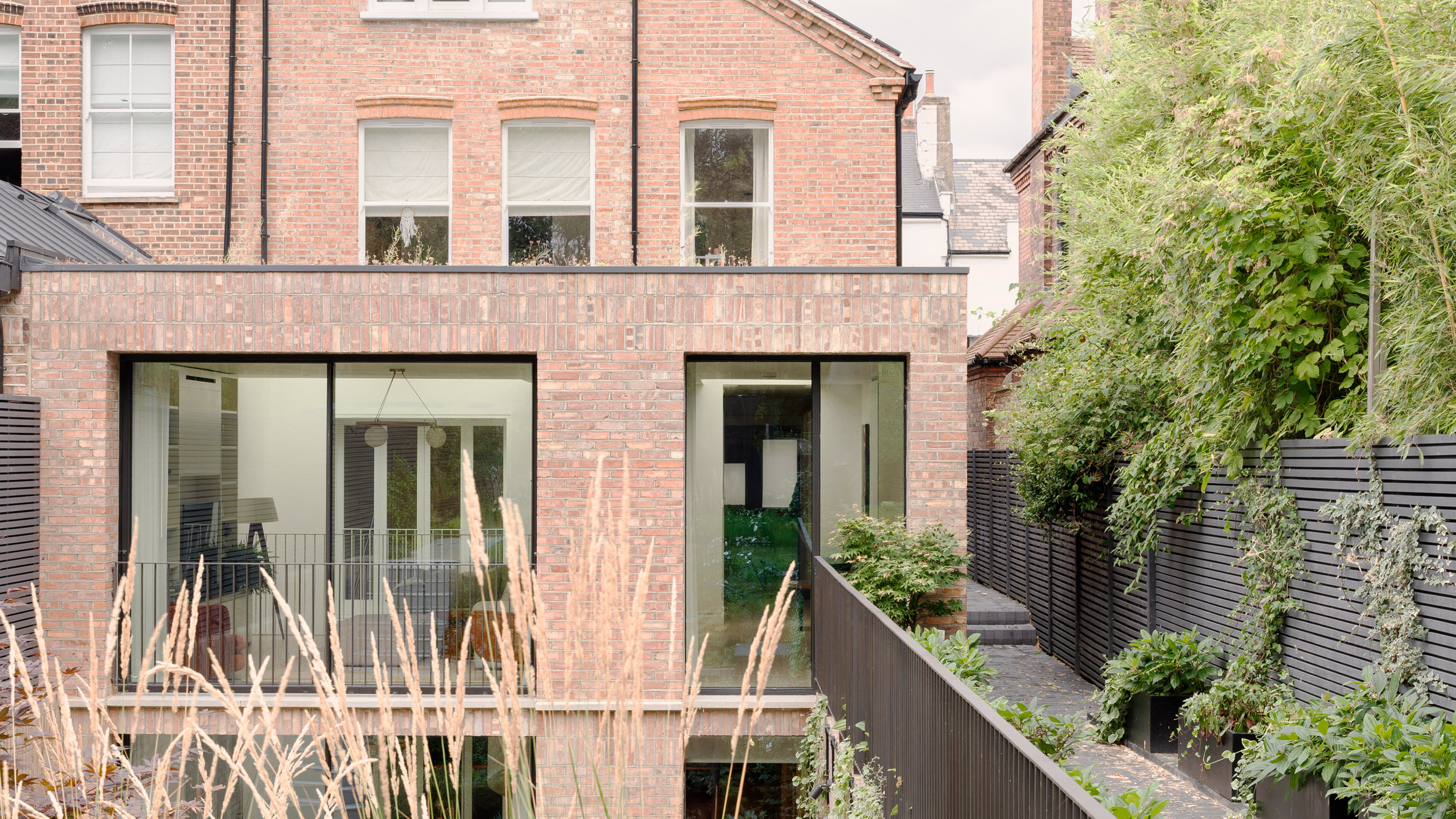 https://static.dezeen.com/uploads/2026/07/formwork-architects-crouch-end-house-extension-london-hero_dezeen_2364_col_2.jpg