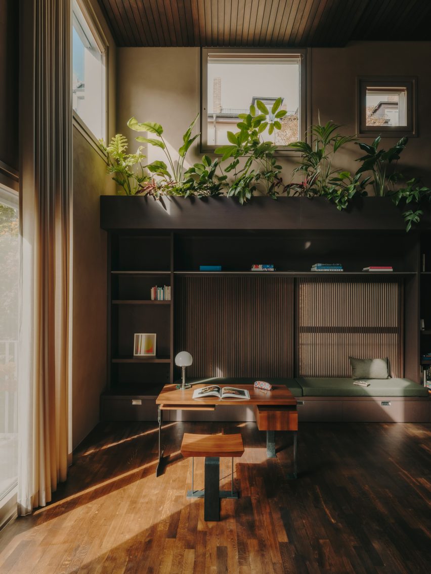 Double height living space