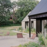 House in a Clearing by TaylorHare Architects