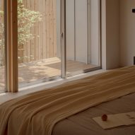 House in Kinuta by Kenta Hirayama
