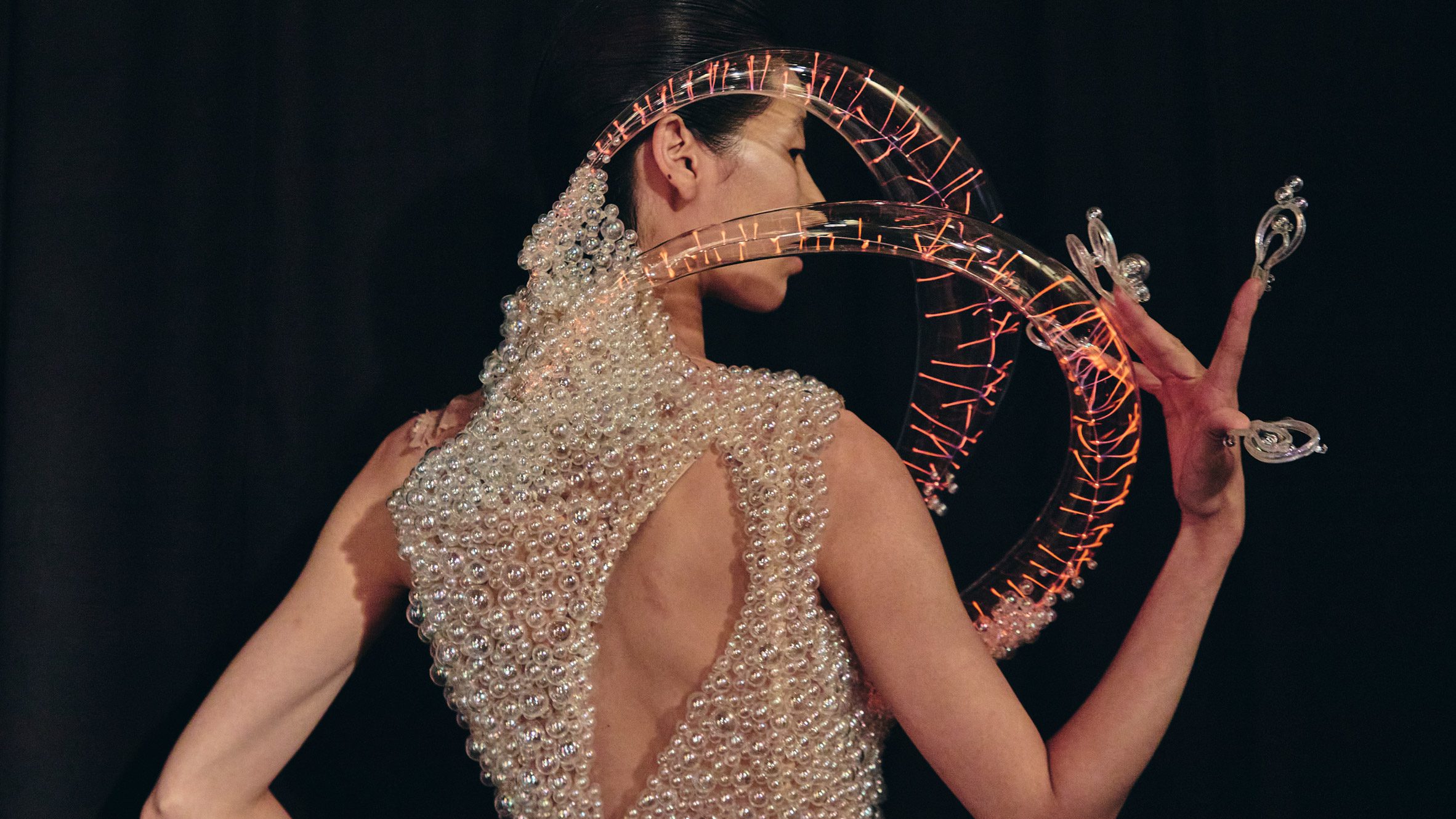 https://static.dezeen.com/uploads/2026/07/iris-van-herpen-plasma-look-helix-nebula-haute-couture-hero-2.jpg