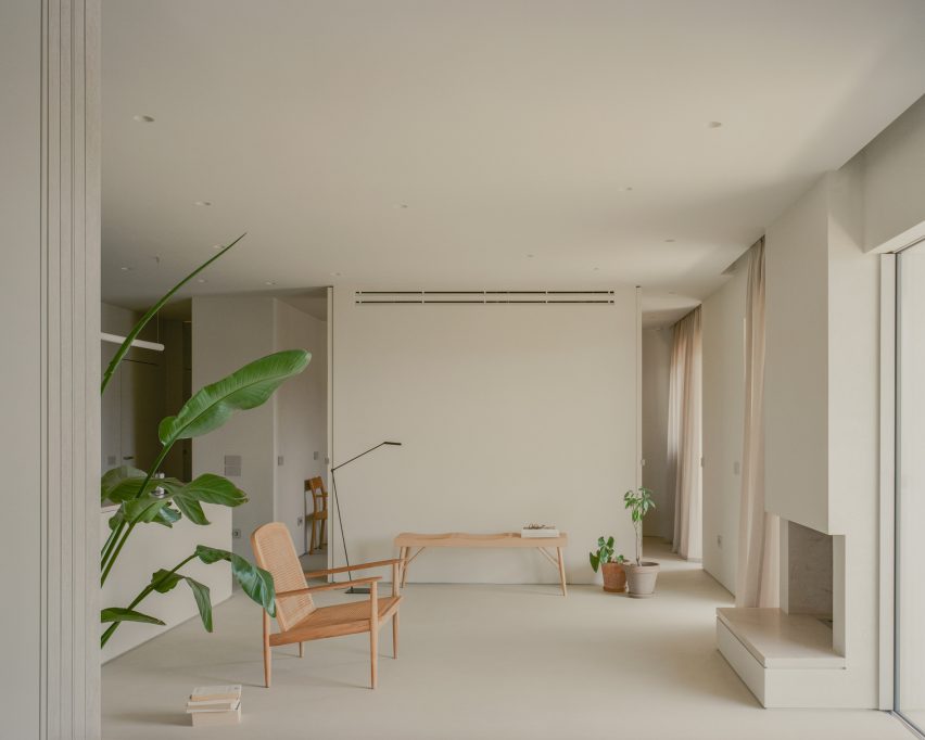 Living room of Kifisia Apartment by Georgios Apostolopoulos