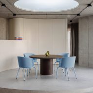Linde chair and table by OUT among five new products on Dezeen Showroom