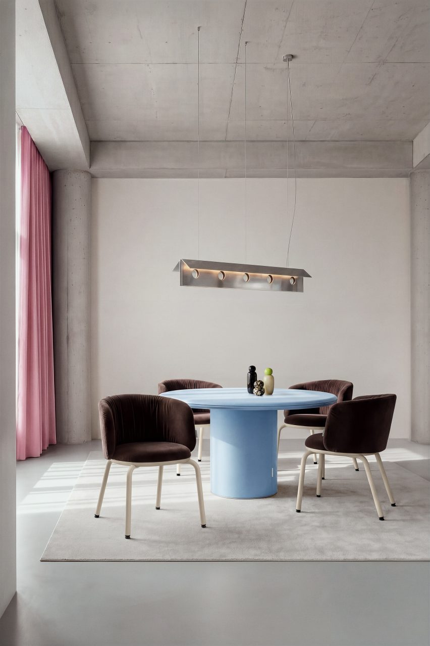 Linde table and chair by OUT