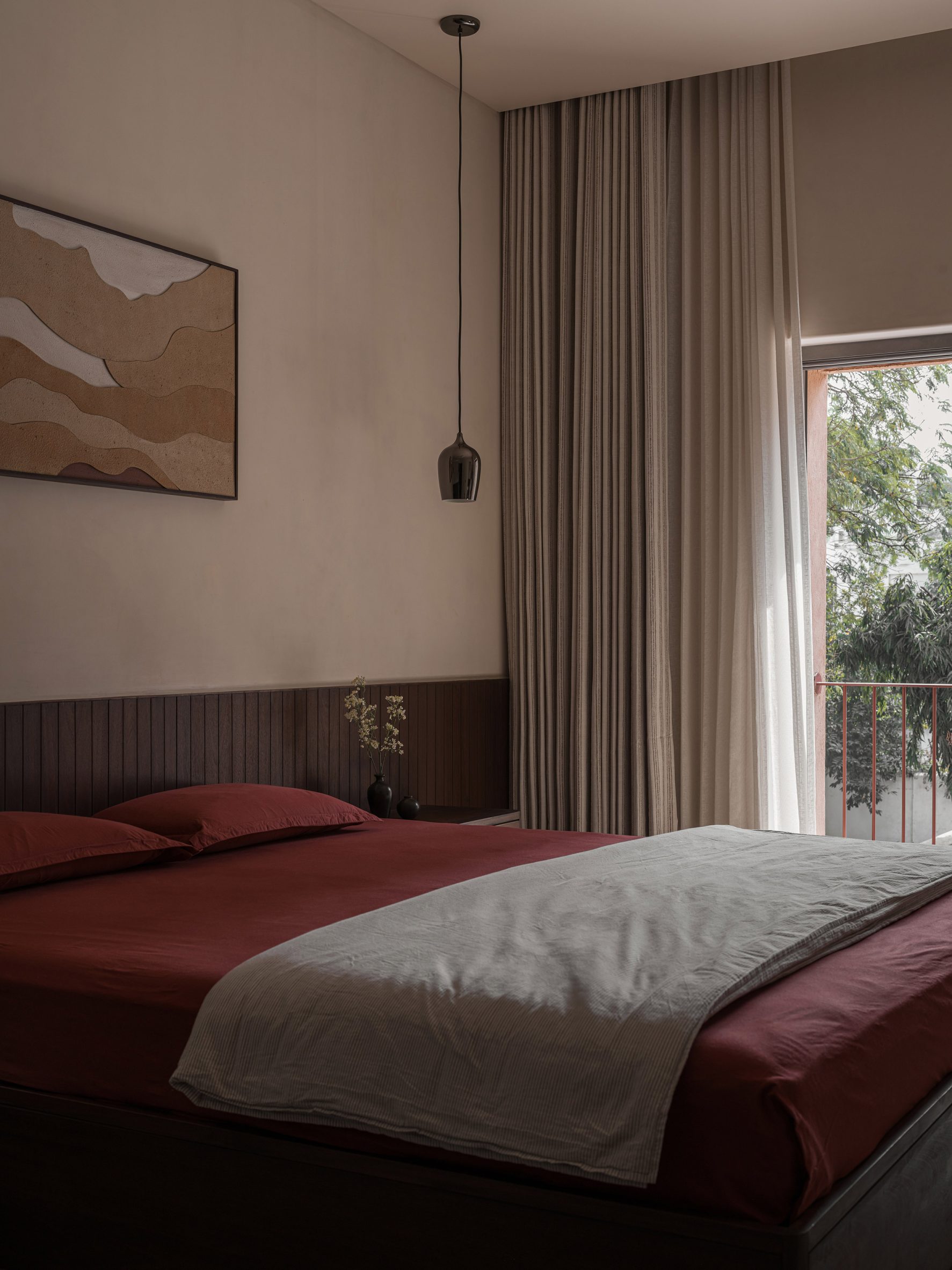 LJ House by Studio Saransh bedroom