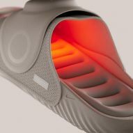 Nike unveils warming and vibrating "recovery slider"