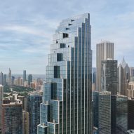 Tiered skyscraper by SOM tops out on Chicago lakefront