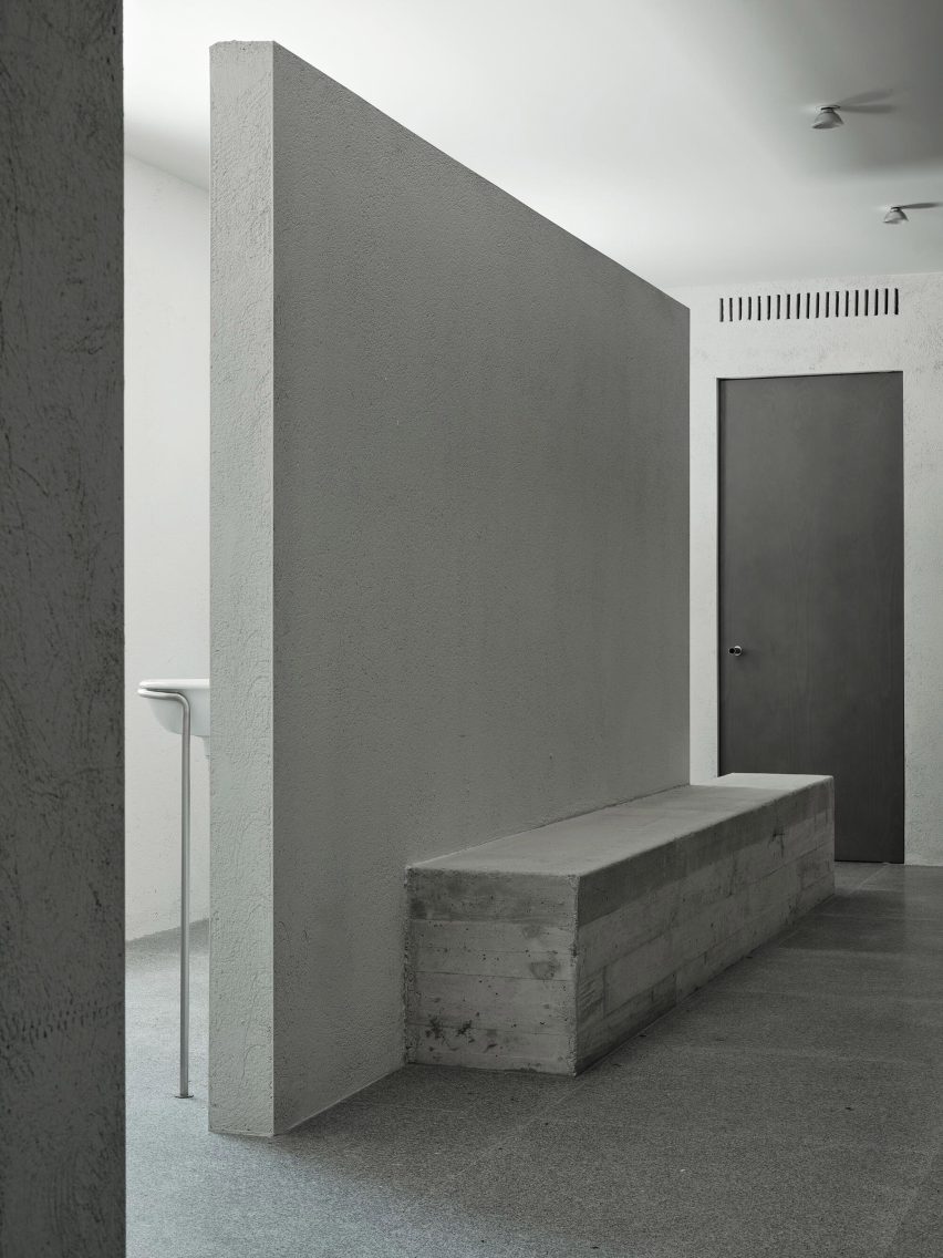 Concrete bench in factory changing rooms in San Sebastian