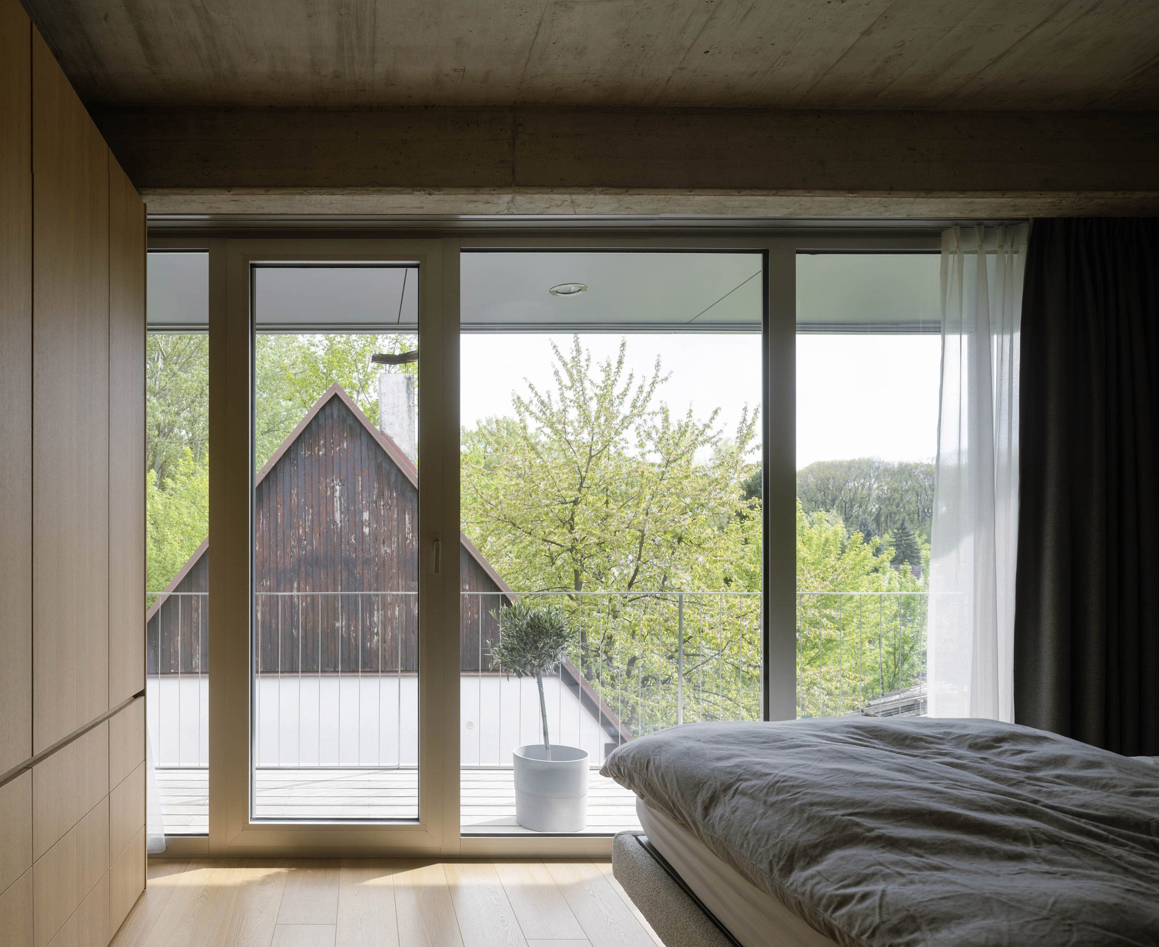 RDH por Cechvala Architects Eslovaquia Dormitorio