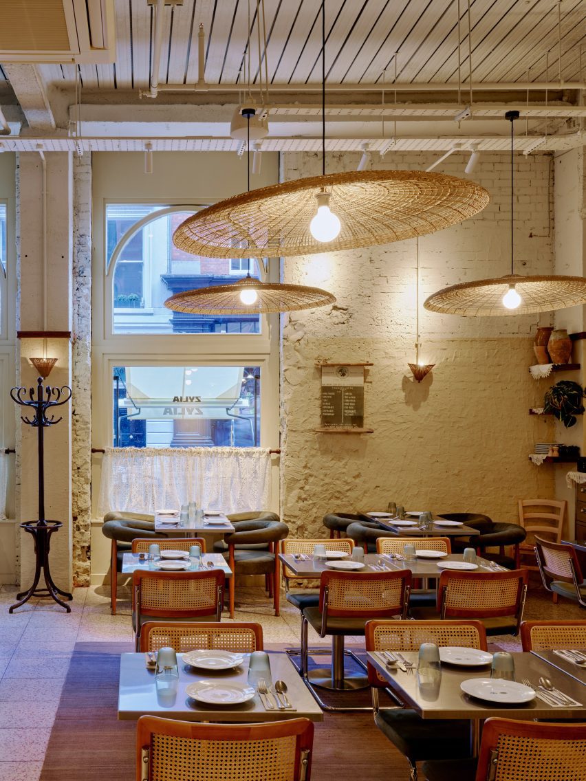 Large lamps at Zylia