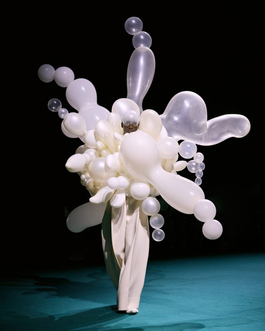 Balloon-clad clothes