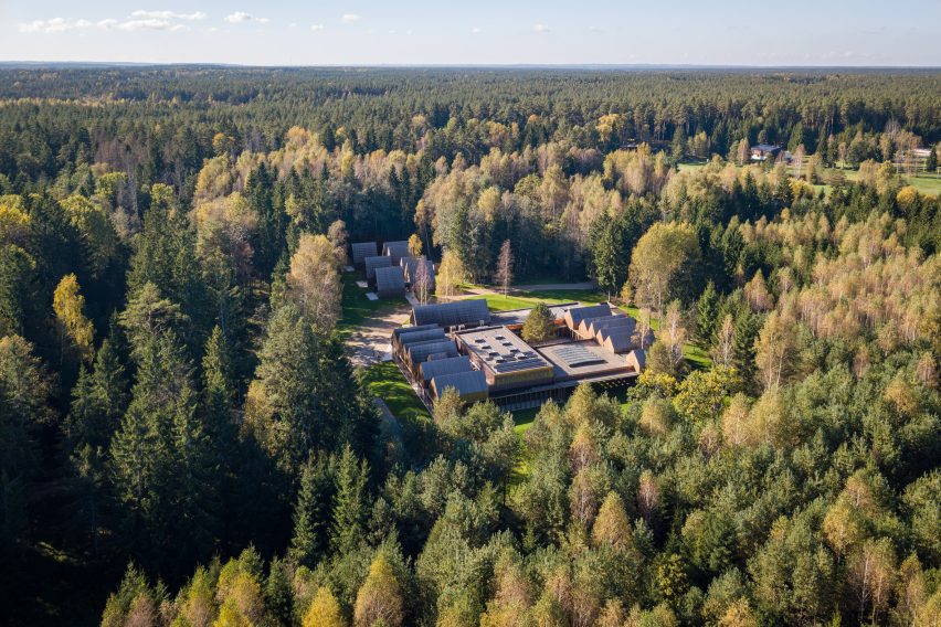 Sanctum nature retreat by Arches