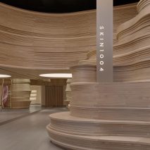 LMTLS Architecture creates "gorge" inside New York skincare store
