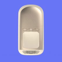 Elide gadget allows users to dewrinkle clothes while wearing them