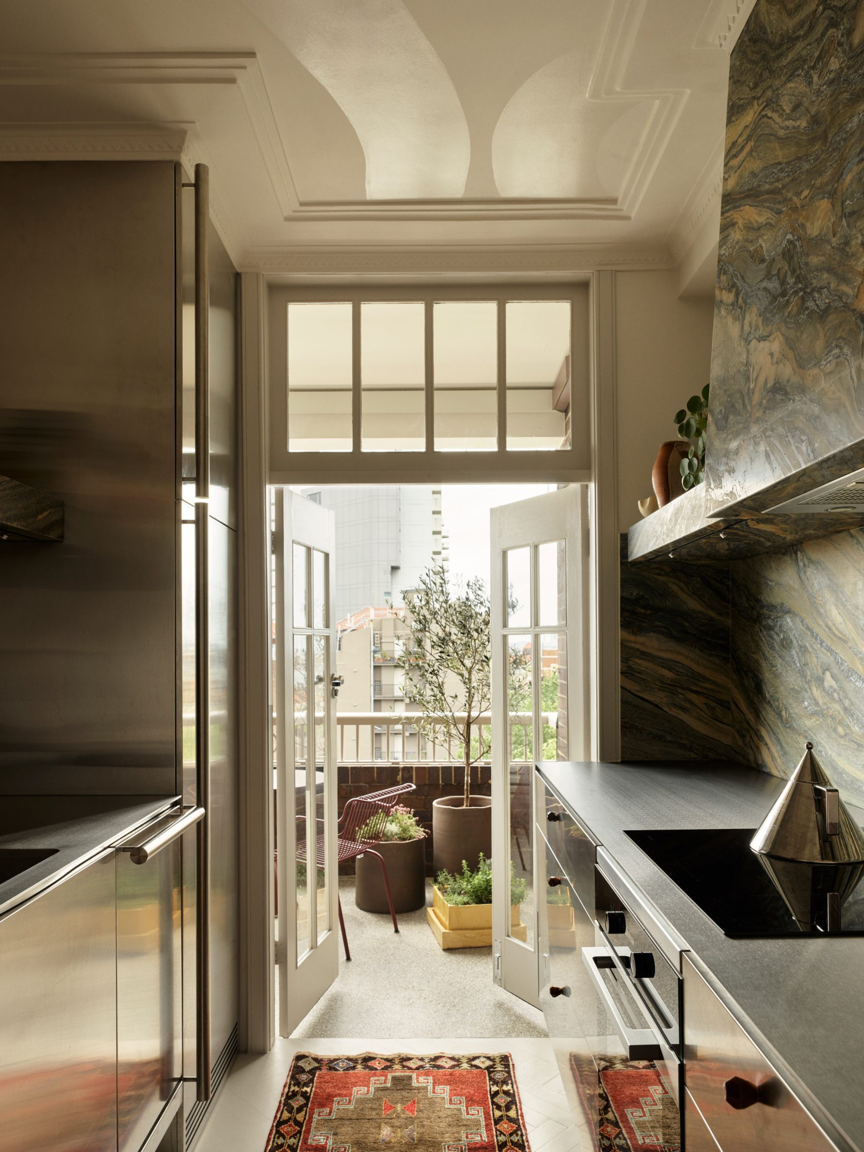 Kitchen with balcony
